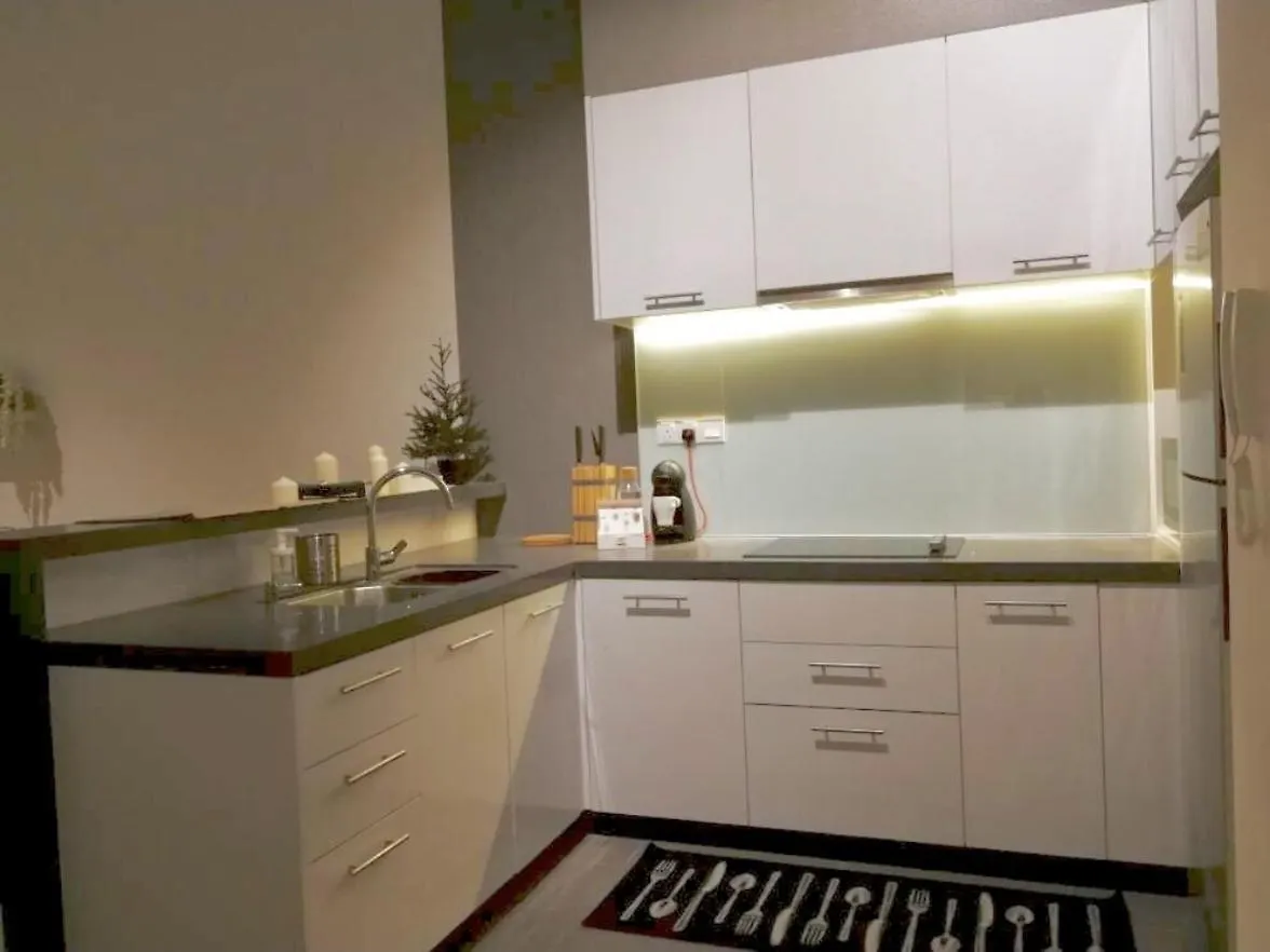 Charming Bedroom - Next To Train Station At Est Bangsar Kuala Lumpur