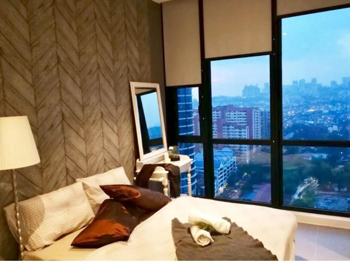Hostel Charming Bedroom - Next To Train Station At Est Bangsar Kuala Lumpur