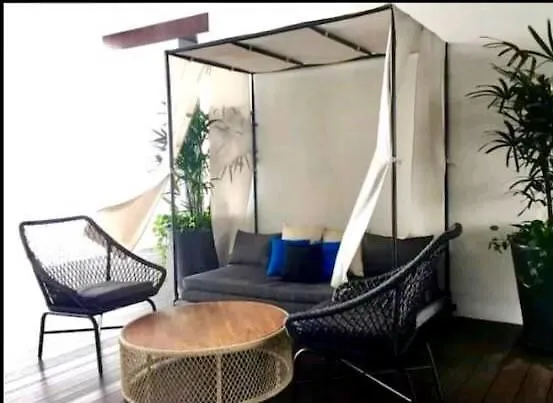 Charming Bedroom - Next To Train Station At Est Bangsar Kuala Lumpur Hostel